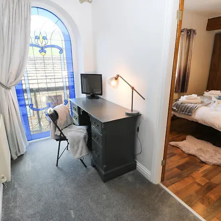 Holiday home The Coach House *