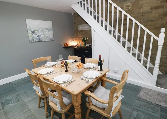 The Coach House Bradford (West Yorkshire)